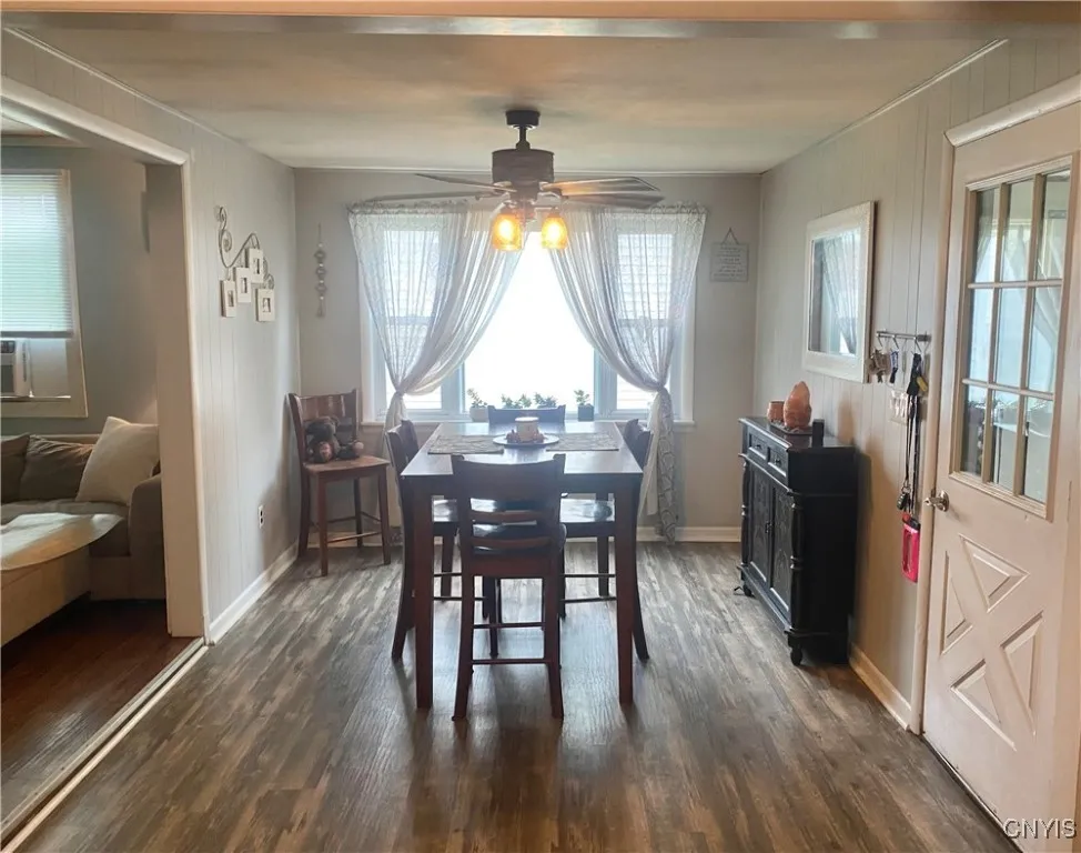 1 Willow Drive, Whitestown, New York 13492, Whitestown, New York 13492, 4 Bedrooms Bedrooms, 11 Rooms Rooms,2 BathroomsBathrooms,Residential,For Sale,1 Willow Drive, Whitestown, New York 13492,0,S1569370