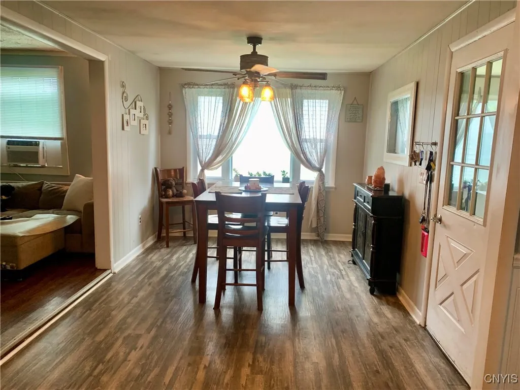 1 Willow Drive, Whitestown, New York 13492, Whitestown, New York 13492, 4 Bedrooms Bedrooms, 11 Rooms Rooms,2 BathroomsBathrooms,Residential,For Sale,1 Willow Drive, Whitestown, New York 13492,0,S1569370