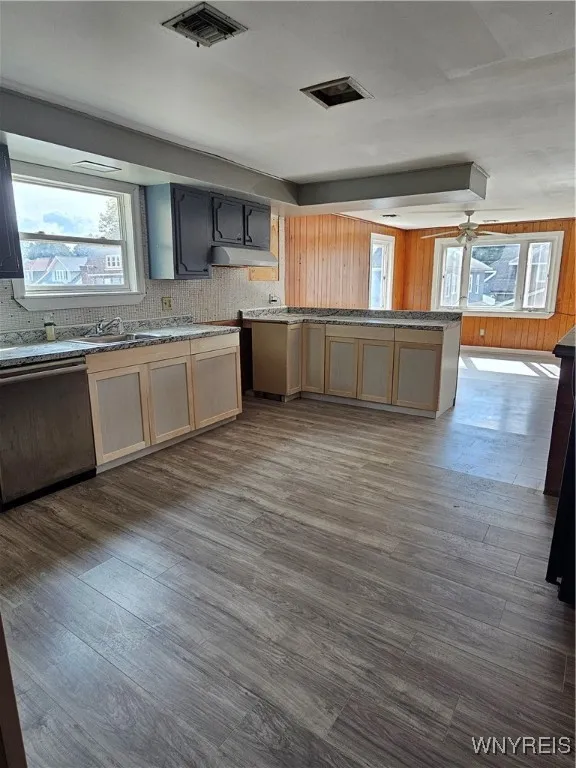 382 Abbott Road, Buffalo, New York 14220, Buffalo, New York 14220, ,Commercial Sale,Closed,382 Abbott Road, Buffalo, New York 14220,0,B1569976