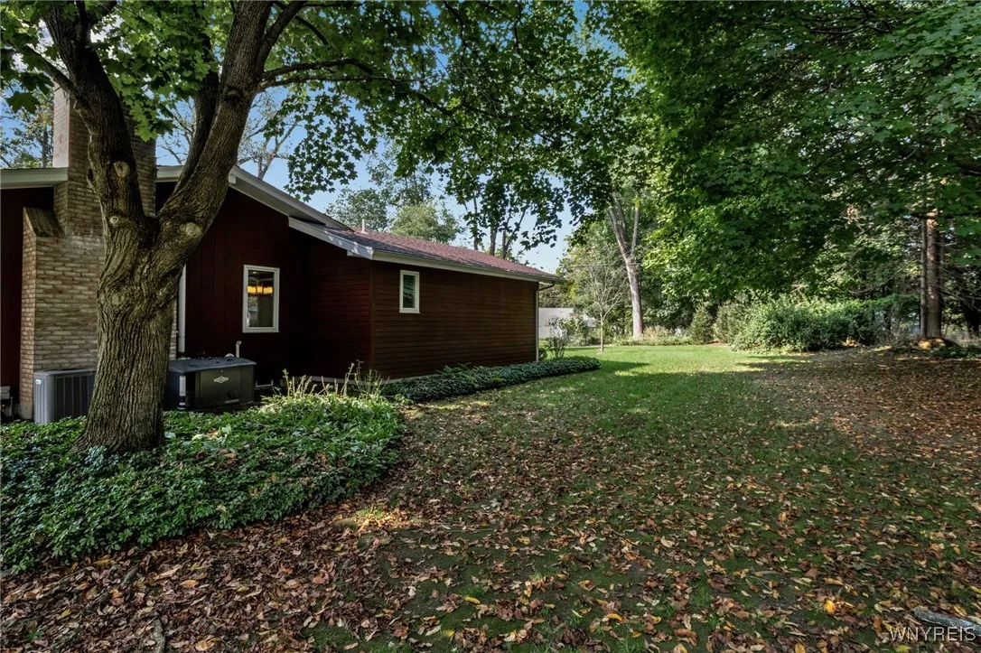34 Roycroft Circle, Aurora, New York 14052, Aurora, New York 14052, 3 Bedrooms Bedrooms, 8 Rooms Rooms,3 BathroomsBathrooms,Residential,Closed,34 Roycroft Circle, Aurora, New York 14052,0,B1569893