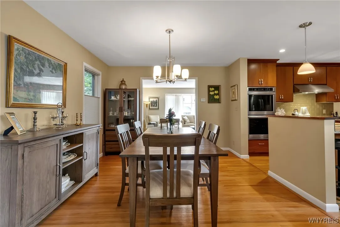 34 Roycroft Circle, Aurora, New York 14052, Aurora, New York 14052, 3 Bedrooms Bedrooms, 8 Rooms Rooms,3 BathroomsBathrooms,Residential,Closed,34 Roycroft Circle, Aurora, New York 14052,0,B1569893