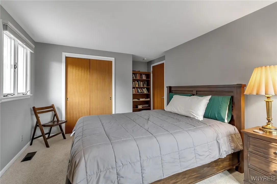 34 Roycroft Circle, Aurora, New York 14052, Aurora, New York 14052, 3 Bedrooms Bedrooms, 8 Rooms Rooms,3 BathroomsBathrooms,Residential,Closed,34 Roycroft Circle, Aurora, New York 14052,0,B1569893