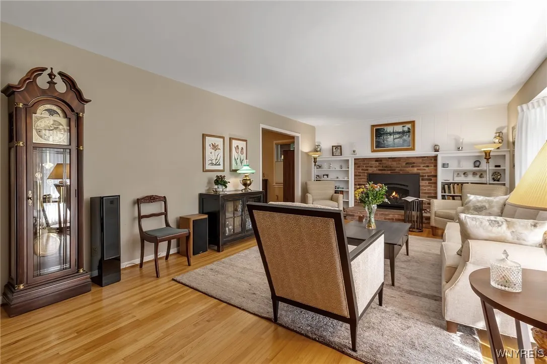 34 Roycroft Circle, Aurora, New York 14052, Aurora, New York 14052, 3 Bedrooms Bedrooms, 8 Rooms Rooms,3 BathroomsBathrooms,Residential,Closed,34 Roycroft Circle, Aurora, New York 14052,0,B1569893