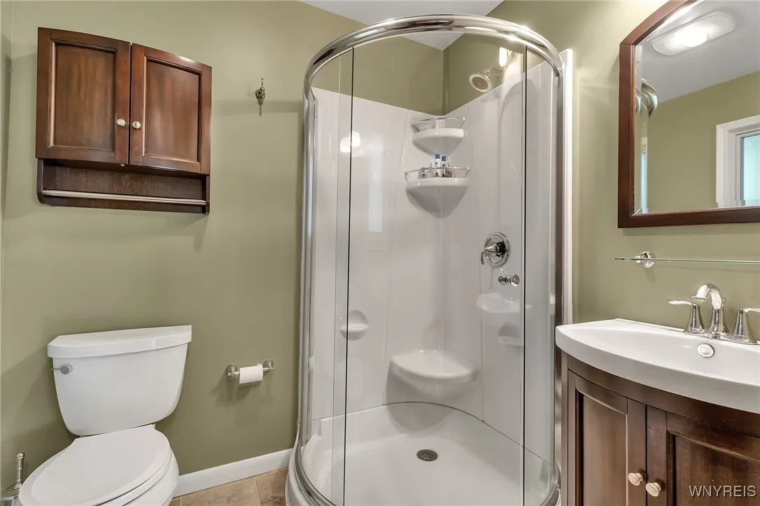 34 Roycroft Circle, Aurora, New York 14052, Aurora, New York 14052, 3 Bedrooms Bedrooms, 8 Rooms Rooms,3 BathroomsBathrooms,Residential,Closed,34 Roycroft Circle, Aurora, New York 14052,0,B1569893