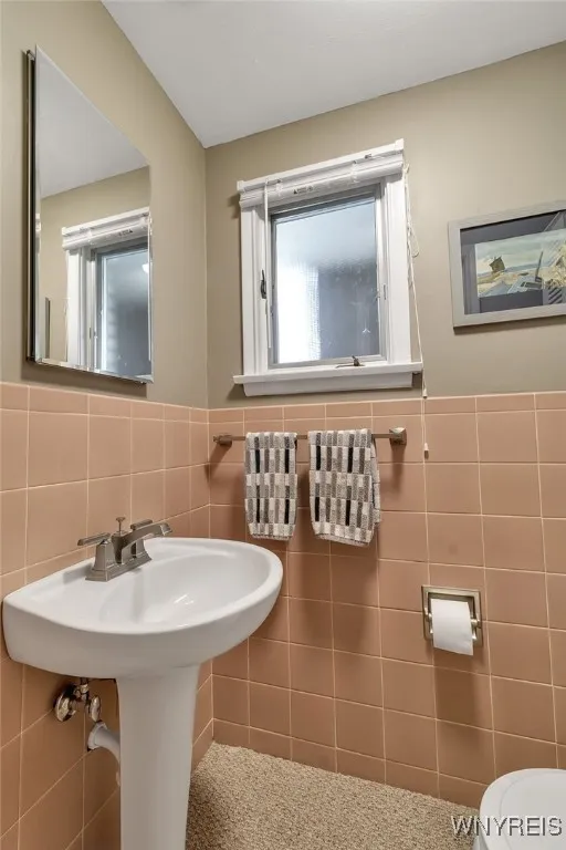 34 Roycroft Circle, Aurora, New York 14052, Aurora, New York 14052, 3 Bedrooms Bedrooms, 8 Rooms Rooms,3 BathroomsBathrooms,Residential,Closed,34 Roycroft Circle, Aurora, New York 14052,0,B1569893
