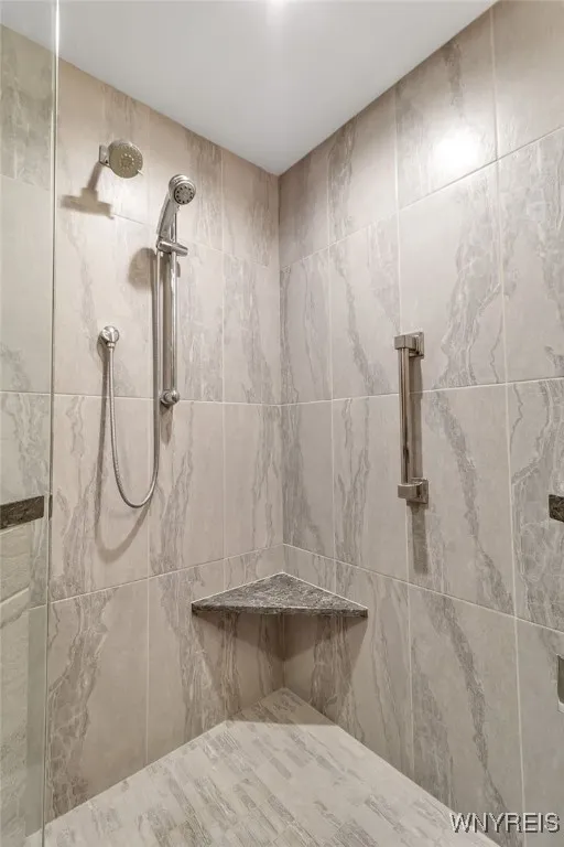 34 Roycroft Circle, Aurora, New York 14052, Aurora, New York 14052, 3 Bedrooms Bedrooms, 8 Rooms Rooms,3 BathroomsBathrooms,Residential,Closed,34 Roycroft Circle, Aurora, New York 14052,0,B1569893