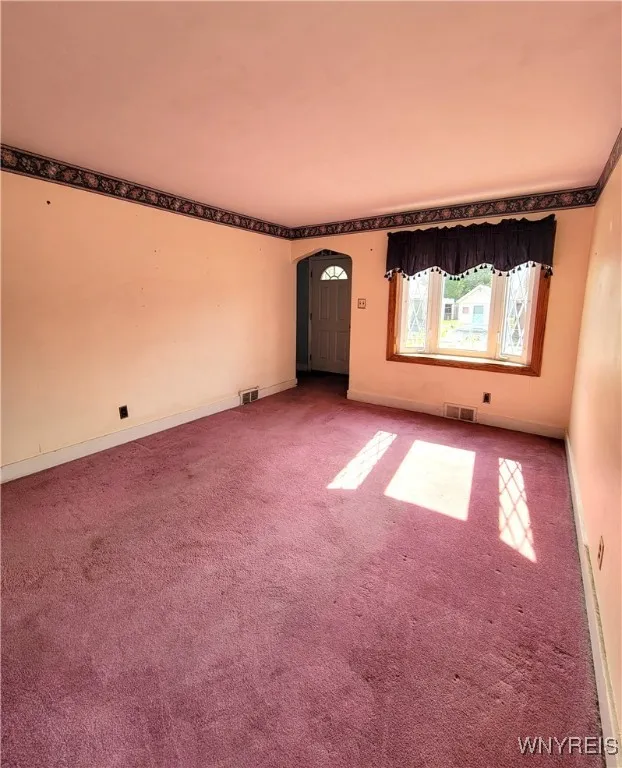 156 Esser Avenue, Buffalo, New York 14207, Buffalo, New York 14207, 4 Bedrooms Bedrooms, 6 Rooms Rooms,1 BathroomBathrooms,Residential,Closed,156 Esser Avenue, Buffalo, New York 14207,0,B1569954