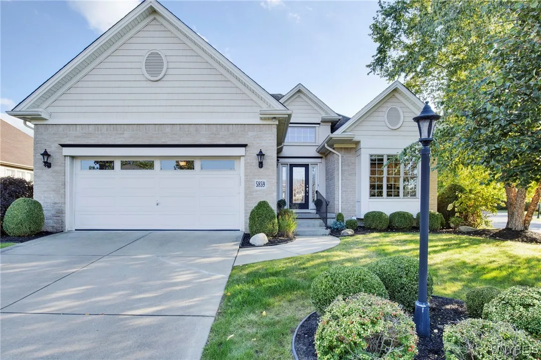 5859 Selby Court, Clarence, New York 14051, Clarence, New York 14051, 2 Bedrooms Bedrooms, 7 Rooms Rooms,2 BathroomsBathrooms,Residential,Closed,5859 Selby Court, Clarence, New York 14051,0,B1567615