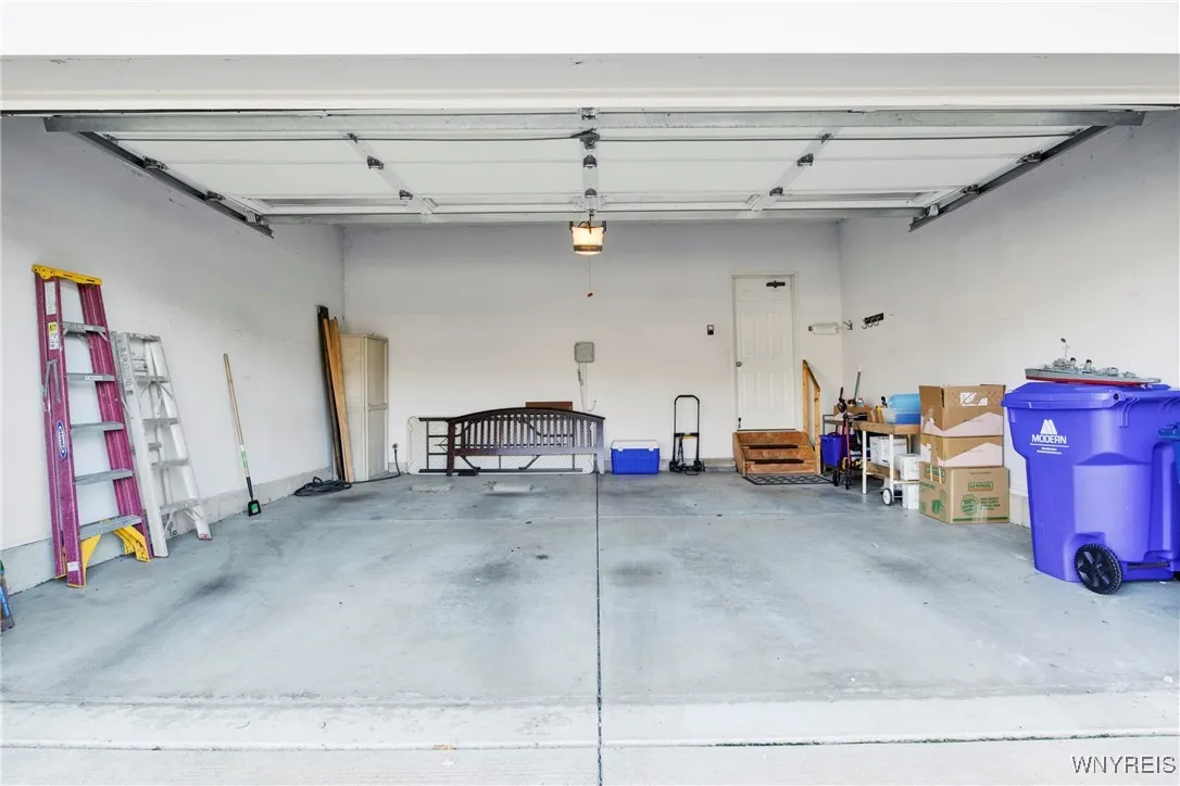 5859 Selby Court, Clarence, New York 14051, Clarence, New York 14051, 2 Bedrooms Bedrooms, 7 Rooms Rooms,2 BathroomsBathrooms,Residential,Closed,5859 Selby Court, Clarence, New York 14051,0,B1567615