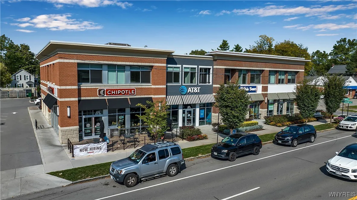 5712 Main Street, Amherst, New York 14221, Amherst, New York 14221, 2 Bedrooms Bedrooms, 4 Rooms Rooms,2 BathroomsBathrooms,Residential Lease,Closed,5712 Main Street, Amherst, New York 14221,0,B1570147