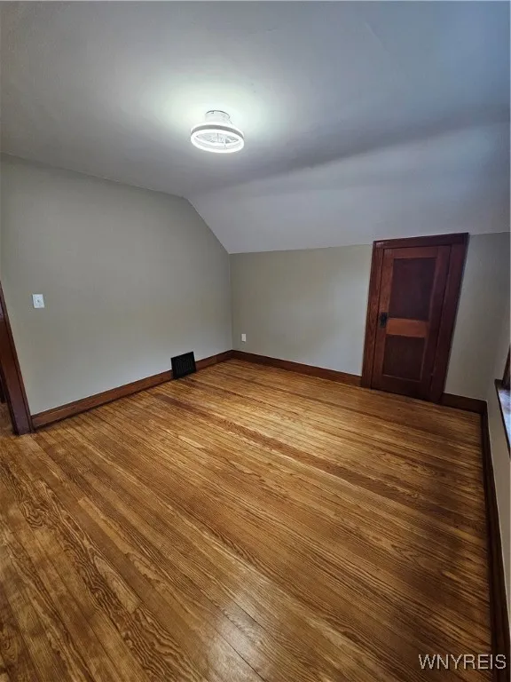 Upstairs Bedroom 1