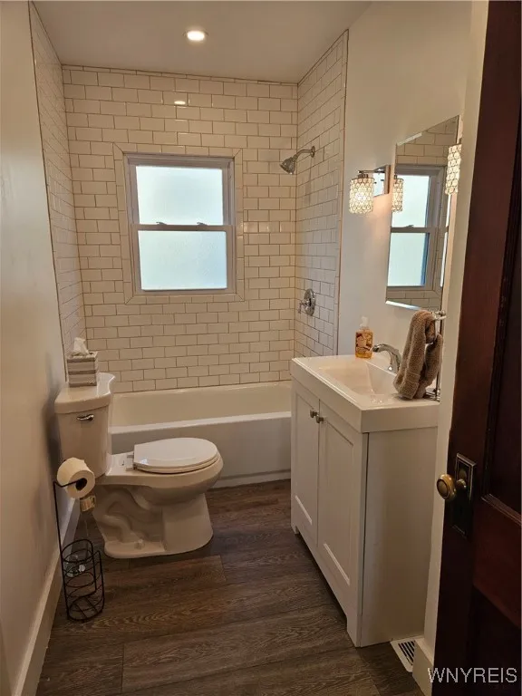 Full Bath 1st floor