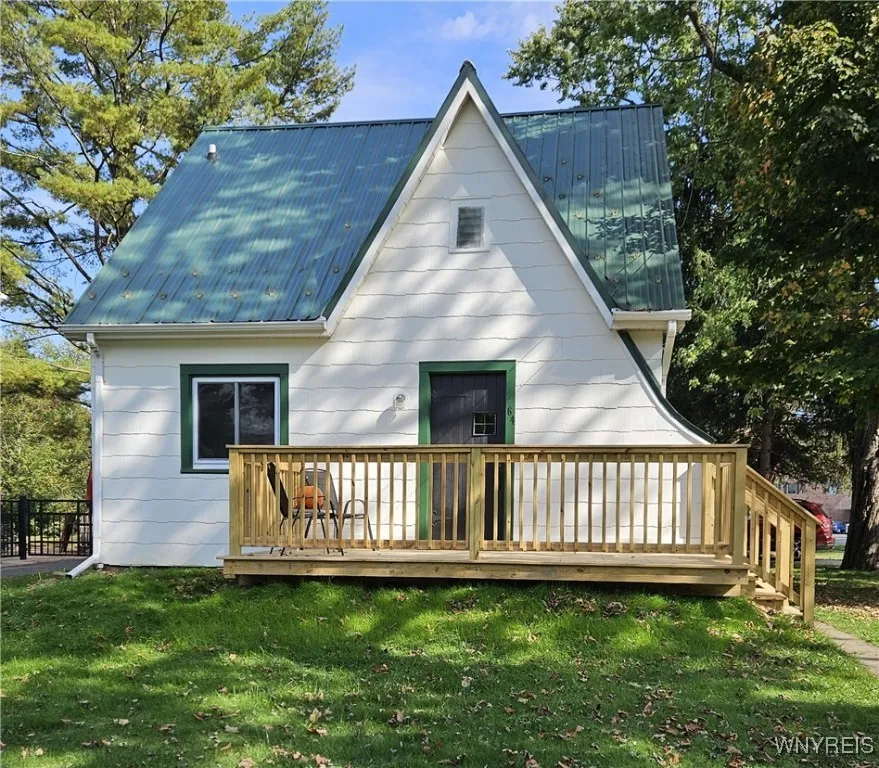 64 North Willow Street, Aurora, New York 14052, Aurora, New York 14052, 3 Bedrooms Bedrooms, 6 Rooms Rooms,1 BathroomBathrooms,Residential,Closed,64 North Willow Street, Aurora, New York 14052,0,B1569855