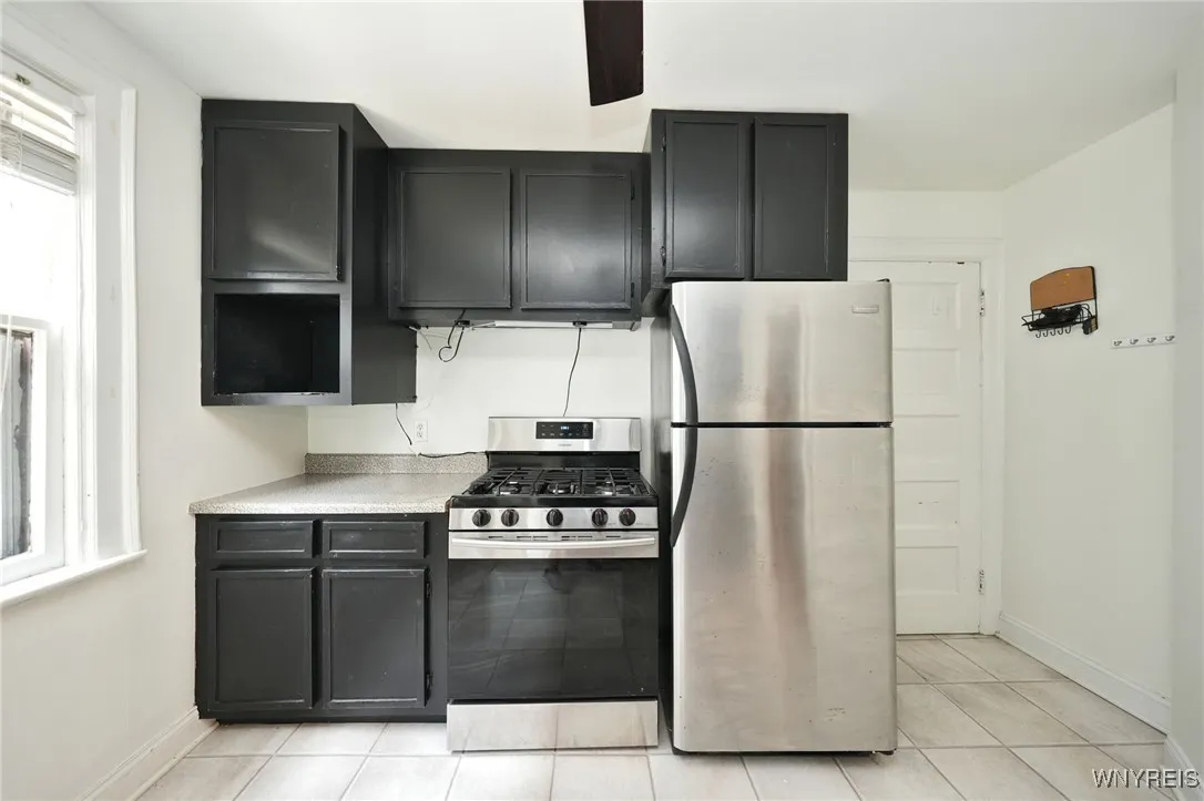 828 Potomac Avenue, Buffalo, New York 14209, Buffalo, New York 14209, 3 Bedrooms Bedrooms, 6 Rooms Rooms,2 BathroomsBathrooms,Residential Lease,Closed,828 Potomac Avenue, Buffalo, New York 14209,0,B1570171