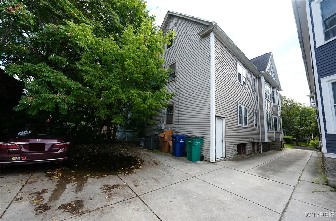 828 Potomac Avenue, Buffalo, New York 14209, Buffalo, New York 14209, 3 Bedrooms Bedrooms, 6 Rooms Rooms,2 BathroomsBathrooms,Residential Lease,Closed,828 Potomac Avenue, Buffalo, New York 14209,0,B1570171