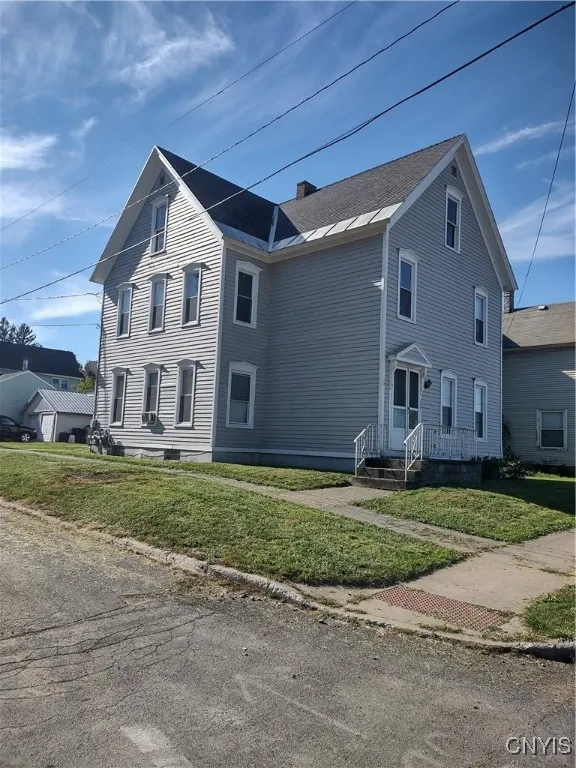 308 East Main Street, Frankfort, New York 13340, Frankfort, New York 13340, 5 Bedrooms Bedrooms, ,2 BathroomsBathrooms,Residential,Closed,308 East Main Street, Frankfort, New York 13340,0,S1570375