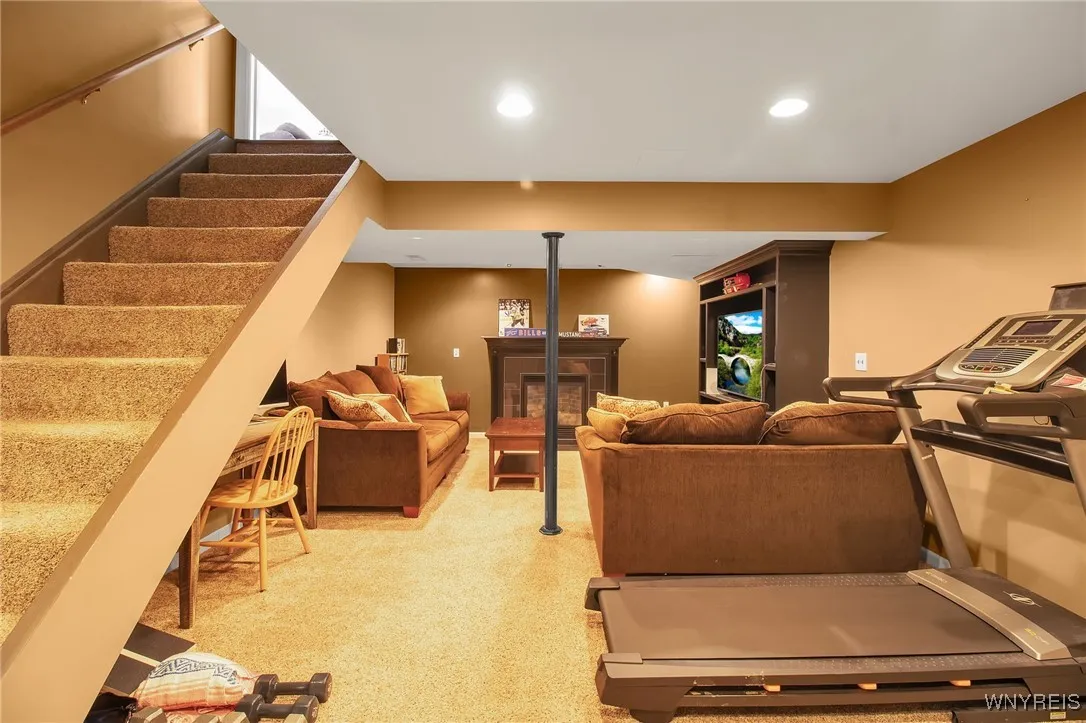 Finished Basement with bonus space