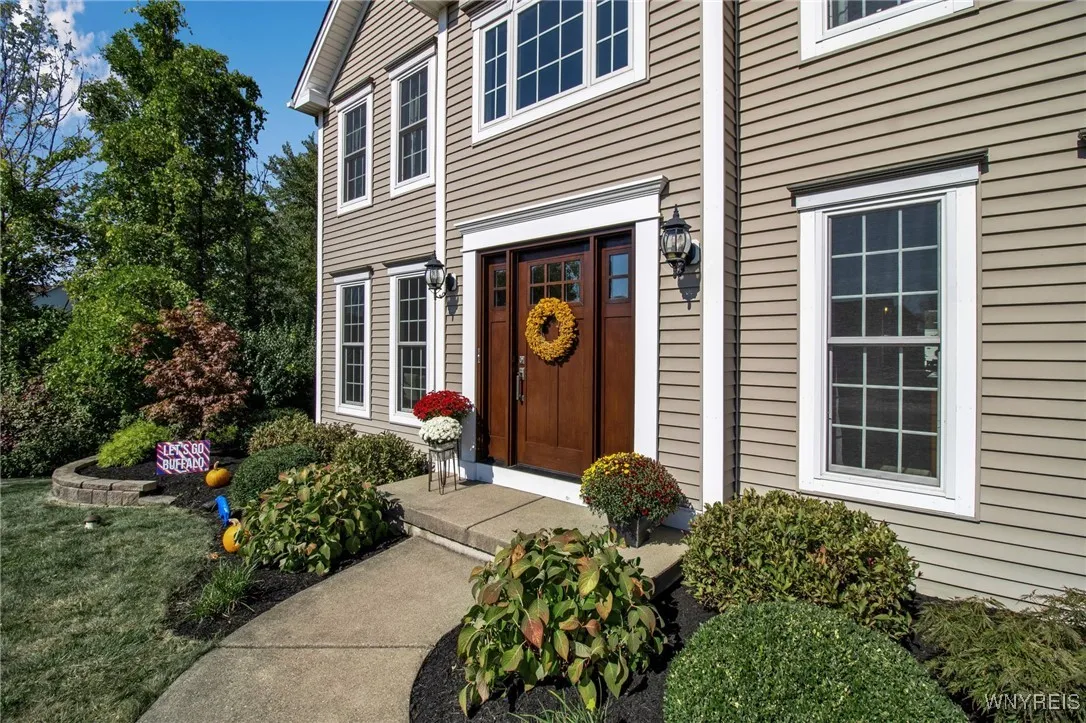 3329 Brookfield Lane, Hamburg, New York 14075, Hamburg, New York 14075, 3 Bedrooms Bedrooms, 12 Rooms Rooms,2 BathroomsBathrooms,Residential,Closed,3329 Brookfield Lane, Hamburg, New York 14075,0,B1569067