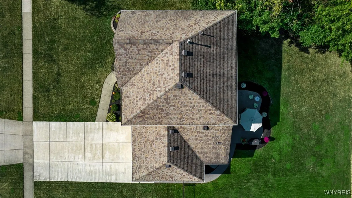 3329 Brookfield Lane, Hamburg, New York 14075, Hamburg, New York 14075, 3 Bedrooms Bedrooms, 12 Rooms Rooms,2 BathroomsBathrooms,Residential,Closed,3329 Brookfield Lane, Hamburg, New York 14075,0,B1569067
