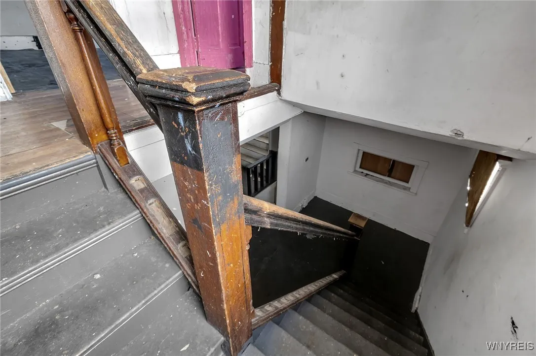 961 Tonawanda Street, Buffalo, New York 14207, Buffalo, New York 14207, 4 Bedrooms Bedrooms, 11 Rooms Rooms,1 BathroomBathrooms,Residential,Closed,961 Tonawanda Street, Buffalo, New York 14207,0,B1570325