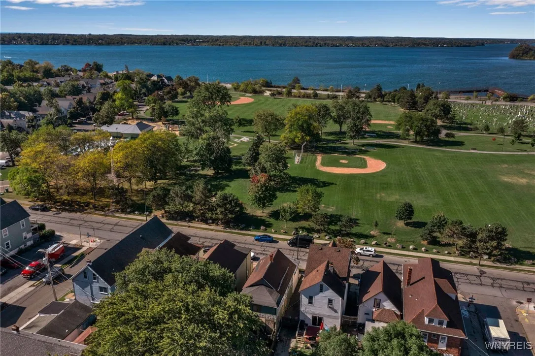 961 Tonawanda Street, Buffalo, New York 14207, Buffalo, New York 14207, 4 Bedrooms Bedrooms, 11 Rooms Rooms,1 BathroomBathrooms,Residential,Closed,961 Tonawanda Street, Buffalo, New York 14207,0,B1570325