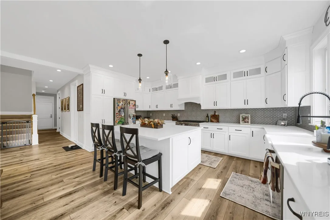 92 Bridle Ln, Elma, New York 14052, Elma, New York 14052, 4 Bedrooms Bedrooms, 9 Rooms Rooms,3 BathroomsBathrooms,Residential,Closed,92 Bridle Ln, Elma, New York 14052,B1569738