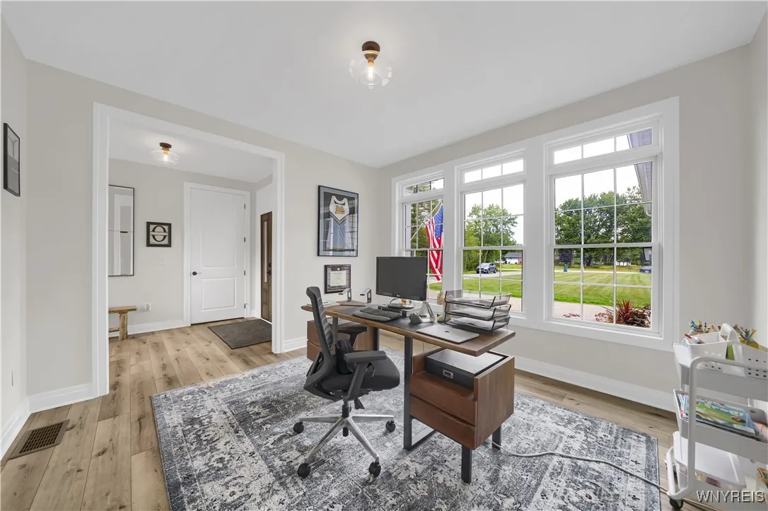 92 Bridle Ln, Elma, New York 14052, Elma, New York 14052, 4 Bedrooms Bedrooms, 9 Rooms Rooms,3 BathroomsBathrooms,Residential,Closed,92 Bridle Ln, Elma, New York 14052,B1569738