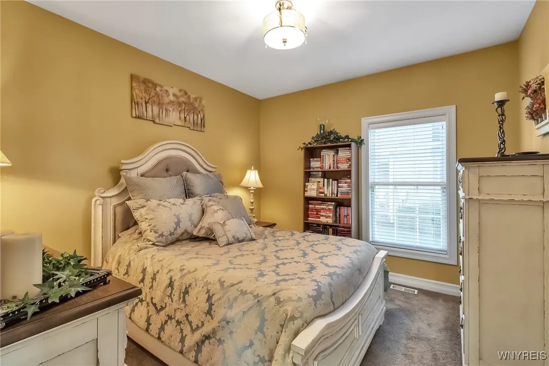 5654 Chatham Lane, Clarence, New York 14032, Clarence, New York 14032, 2 Bedrooms Bedrooms, 10 Rooms Rooms,2 BathroomsBathrooms,Residential,Closed,5654 Chatham Lane, Clarence, New York 14032,0,B1570538