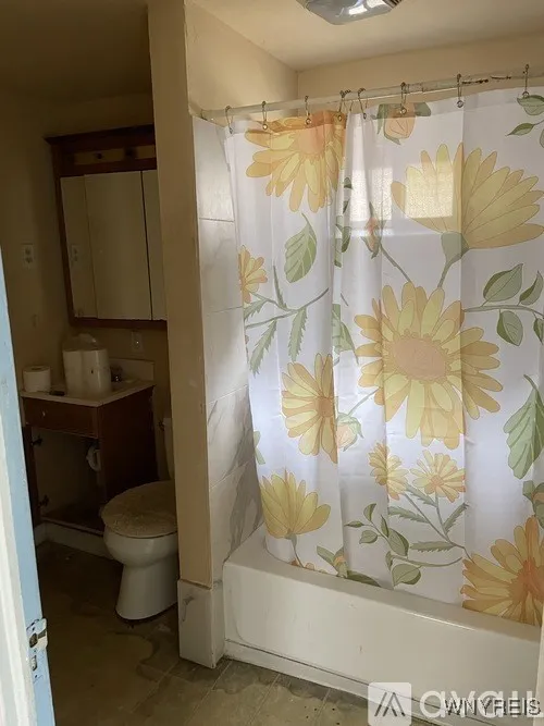 34 Custer Street, Buffalo, New York 14214, Buffalo, New York 14214, 3 Bedrooms Bedrooms, 6 Rooms Rooms,2 BathroomsBathrooms,Residential,Closed,34 Custer Street, Buffalo, New York 14214,0,B1563101