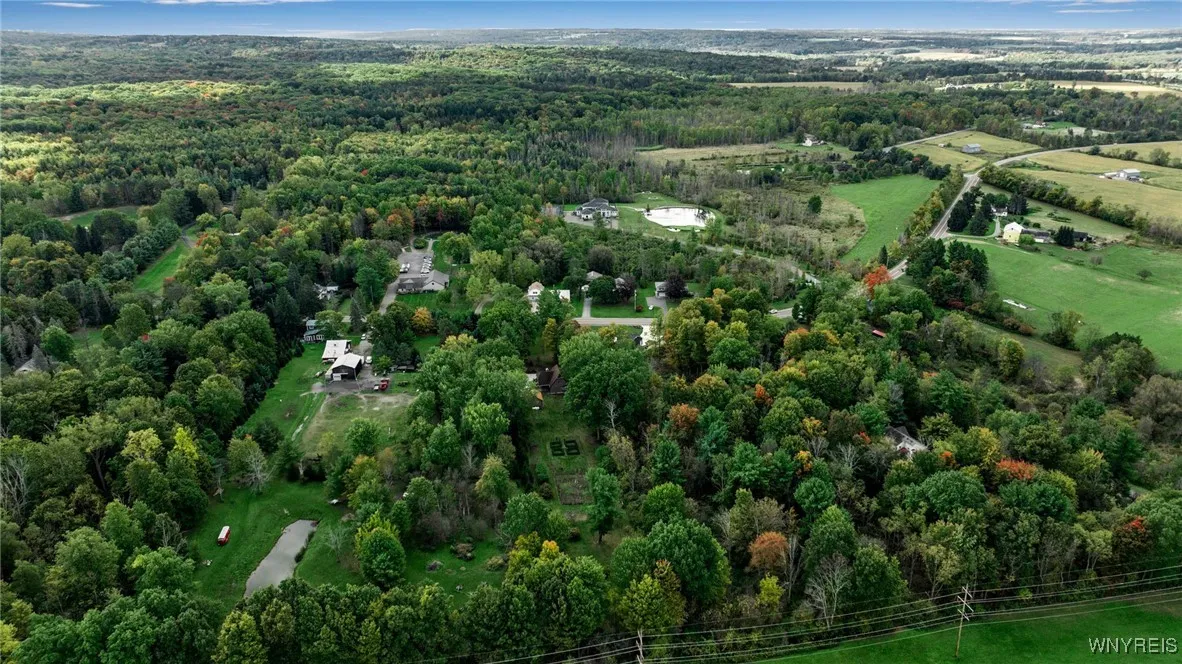 6100 Newton Road, Orchard Park, New York 14127, Orchard Park, New York 14127, 3 Bedrooms Bedrooms, 7 Rooms Rooms,2 BathroomsBathrooms,Residential,Closed,6100 Newton Road, Orchard Park, New York 14127,0,B1570790