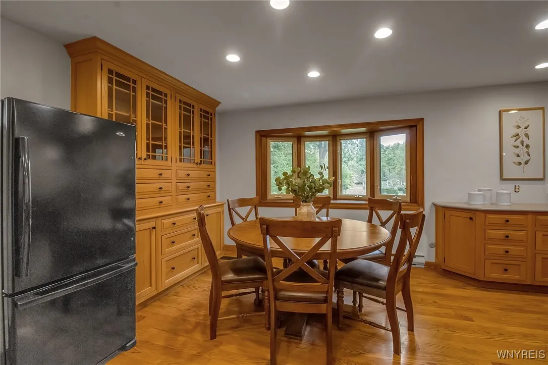 6100 Newton Road, Orchard Park, New York 14127, Orchard Park, New York 14127, 3 Bedrooms Bedrooms, 7 Rooms Rooms,2 BathroomsBathrooms,Residential,Closed,6100 Newton Road, Orchard Park, New York 14127,0,B1570790