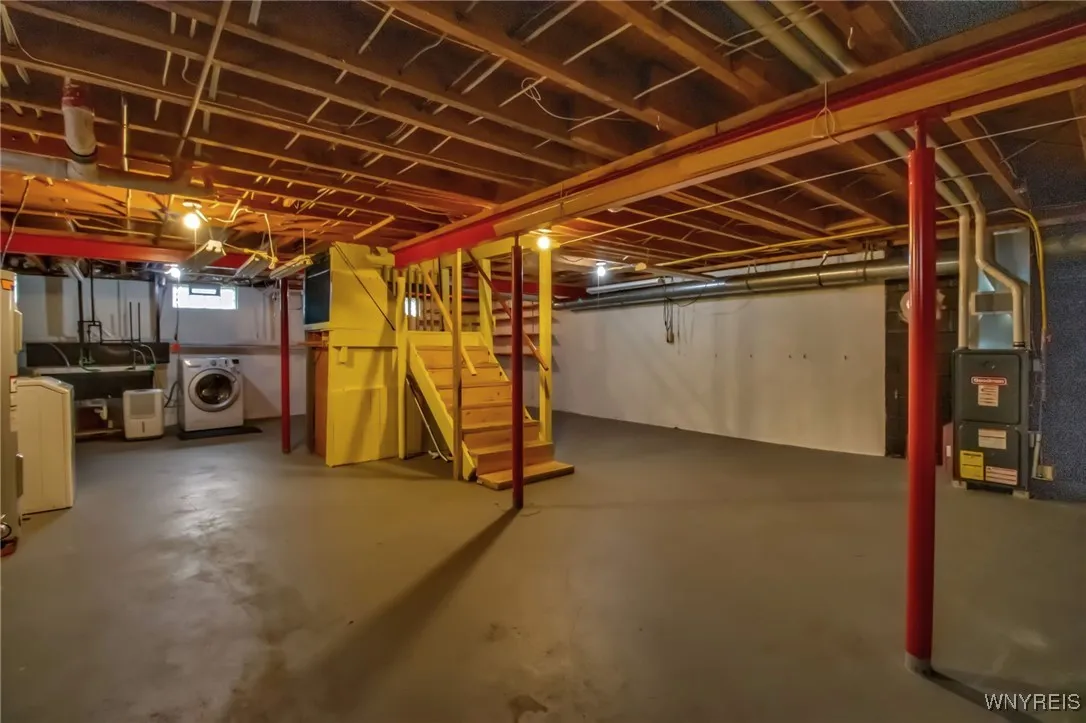 6100 Newton Road, Orchard Park, New York 14127, Orchard Park, New York 14127, 3 Bedrooms Bedrooms, 7 Rooms Rooms,2 BathroomsBathrooms,Residential,Closed,6100 Newton Road, Orchard Park, New York 14127,0,B1570790