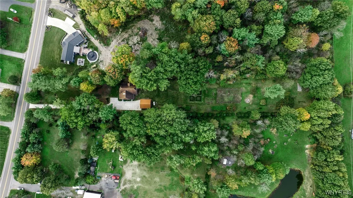 6100 Newton Road, Orchard Park, New York 14127, Orchard Park, New York 14127, 3 Bedrooms Bedrooms, 7 Rooms Rooms,2 BathroomsBathrooms,Residential,Closed,6100 Newton Road, Orchard Park, New York 14127,0,B1570790