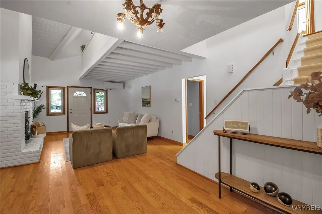 6100 Newton Road, Orchard Park, New York 14127, Orchard Park, New York 14127, 3 Bedrooms Bedrooms, 7 Rooms Rooms,2 BathroomsBathrooms,Residential,Closed,6100 Newton Road, Orchard Park, New York 14127,0,B1570790