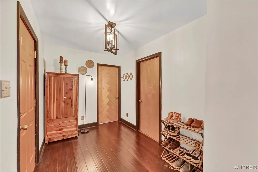 712 Prospect Avenue, Buffalo, New York 14213, Buffalo, New York 14213, 3 Bedrooms Bedrooms, 11 Rooms Rooms,2 BathroomsBathrooms,Residential,Closed,712 Prospect Avenue, Buffalo, New York 14213,0,B1570739