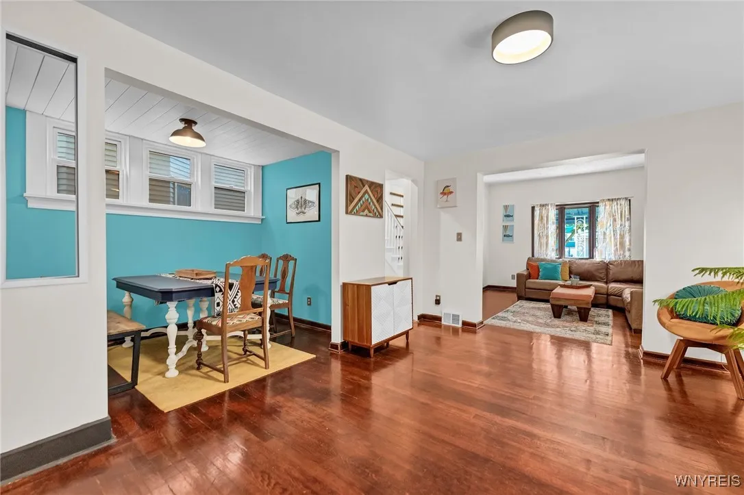 712 Prospect Avenue, Buffalo, New York 14213, Buffalo, New York 14213, 3 Bedrooms Bedrooms, 11 Rooms Rooms,2 BathroomsBathrooms,Residential,Closed,712 Prospect Avenue, Buffalo, New York 14213,0,B1570739