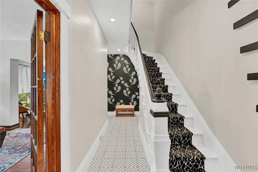 712 Prospect Avenue, Buffalo, New York 14213, Buffalo, New York 14213, 3 Bedrooms Bedrooms, 11 Rooms Rooms,2 BathroomsBathrooms,Residential,Closed,712 Prospect Avenue, Buffalo, New York 14213,0,B1570739