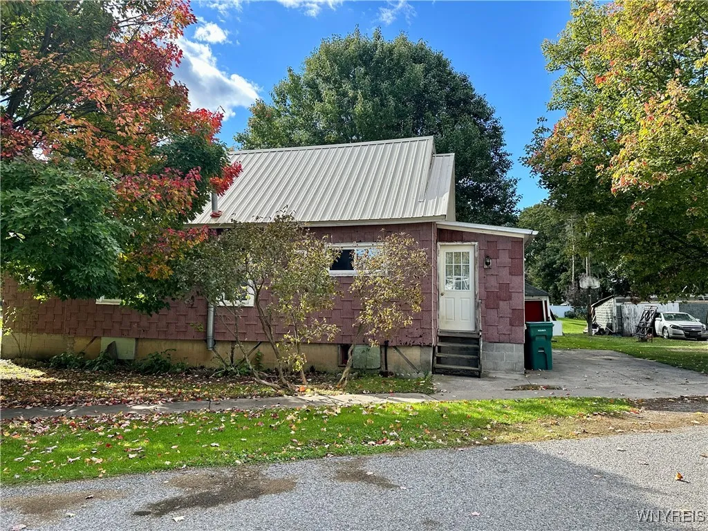 Side front