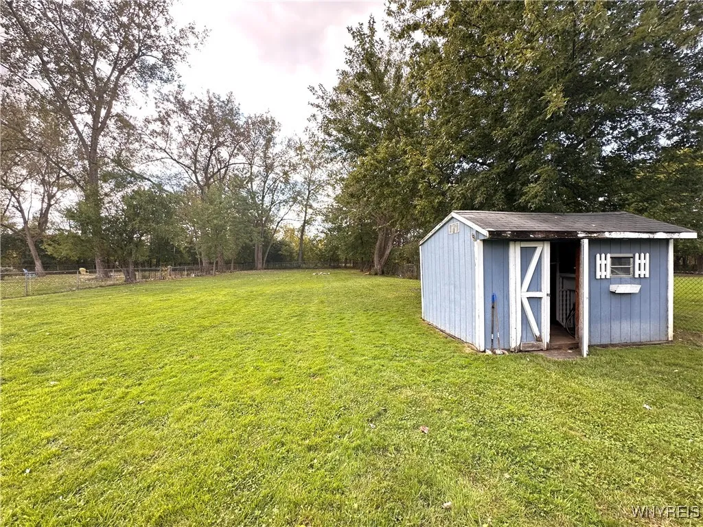 Storage shed