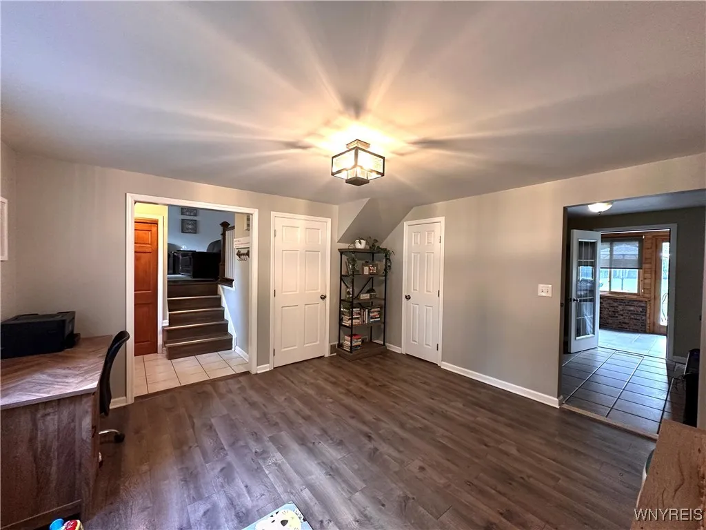 224 Carriage Park, West Seneca, New York 14224, West Seneca, New York 14224, 3 Bedrooms Bedrooms, 8 Rooms Rooms,1 BathroomBathrooms,Residential,Closed,224 Carriage Park, West Seneca, New York 14224,0,B1570594