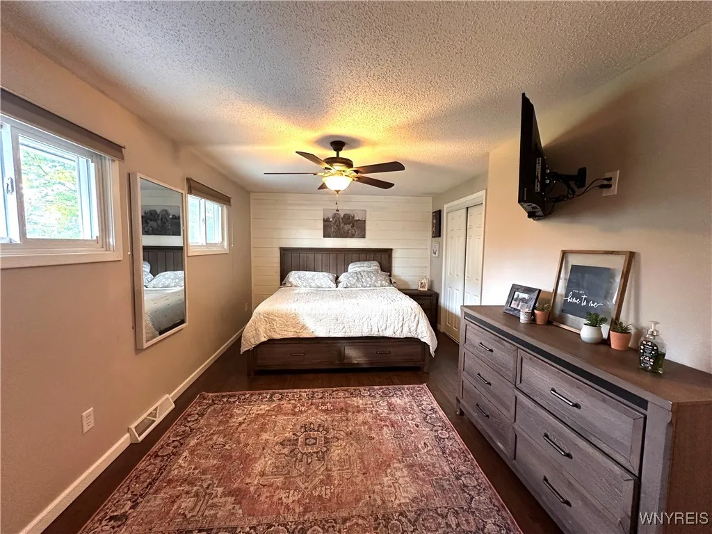primary bedroom
