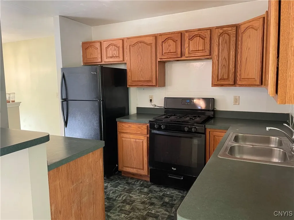 161 Houston Avenue, Syracuse, New York 13210, Syracuse, New York 13210, 4 Bedrooms Bedrooms, 6 Rooms Rooms,3 BathroomsBathrooms,Residential,Closed,161 Houston Avenue, Syracuse, New York 13210,0,S1571146