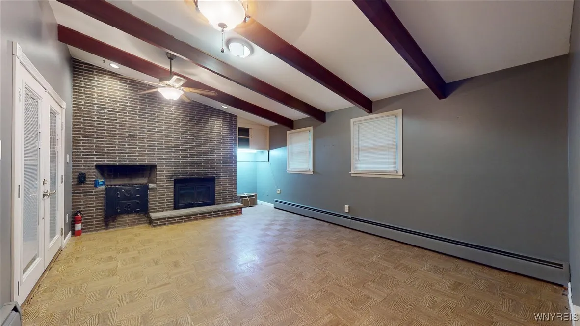 5618 East River Road, Grand Island, New York 14072, Grand Island, New York 14072, 5 Bedrooms Bedrooms, 9 Rooms Rooms,2 BathroomsBathrooms,Residential,Closed,5618 East River Road, Grand Island, New York 14072,0,B1570907