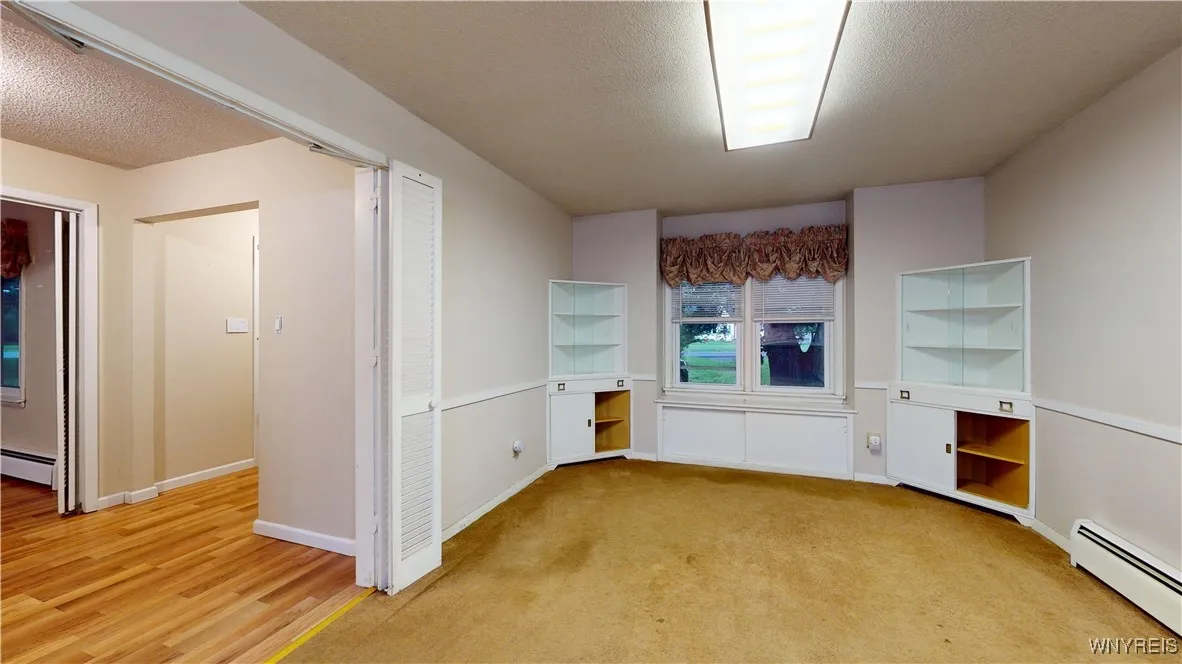 5618 East River Road, Grand Island, New York 14072, Grand Island, New York 14072, 5 Bedrooms Bedrooms, 9 Rooms Rooms,2 BathroomsBathrooms,Residential,Closed,5618 East River Road, Grand Island, New York 14072,0,B1570907