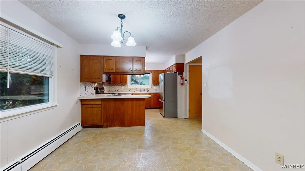 5618 East River Road, Grand Island, New York 14072, Grand Island, New York 14072, 5 Bedrooms Bedrooms, 9 Rooms Rooms,2 BathroomsBathrooms,Residential,Closed,5618 East River Road, Grand Island, New York 14072,0,B1570907