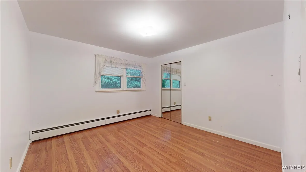5618 East River Road, Grand Island, New York 14072, Grand Island, New York 14072, 5 Bedrooms Bedrooms, 9 Rooms Rooms,2 BathroomsBathrooms,Residential,Closed,5618 East River Road, Grand Island, New York 14072,0,B1570907