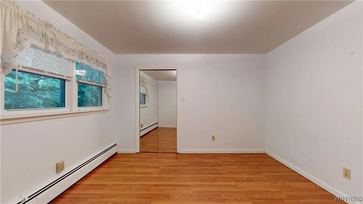 5618 East River Road, Grand Island, New York 14072, Grand Island, New York 14072, 5 Bedrooms Bedrooms, 9 Rooms Rooms,2 BathroomsBathrooms,Residential,Closed,5618 East River Road, Grand Island, New York 14072,0,B1570907