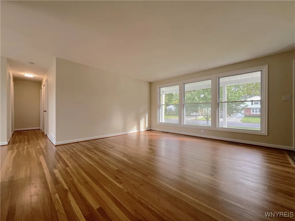 64 Sweet Briar Road, Tonawanda-town, New York 1415, Tonawanda, New York 14150, 3 Bedrooms Bedrooms, 8 Rooms Rooms,2 BathroomsBathrooms,Residential,Closed,64 Sweet Briar Road, Tonawanda-town, New York 1415,0,B1571151