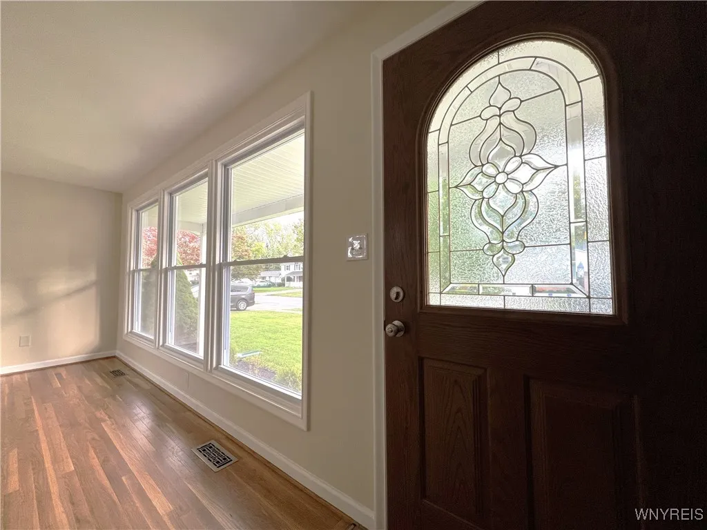 64 Sweet Briar Road, Tonawanda-town, New York 1415, Tonawanda, New York 14150, 3 Bedrooms Bedrooms, 8 Rooms Rooms,2 BathroomsBathrooms,Residential,Closed,64 Sweet Briar Road, Tonawanda-town, New York 1415,0,B1571151