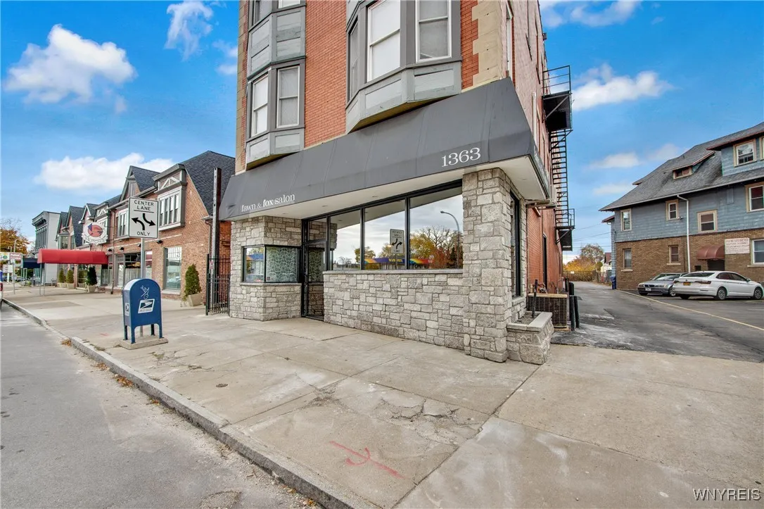 1363 Delaware Avenue, Buffalo, New York 14209, Buffalo, New York 14209, ,Commercial Sale,Closed,1363 Delaware Avenue, Buffalo, New York 14209,0,B1569495